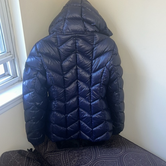 Moncler Size 4 quilted down jacket - Picture 3 of 16